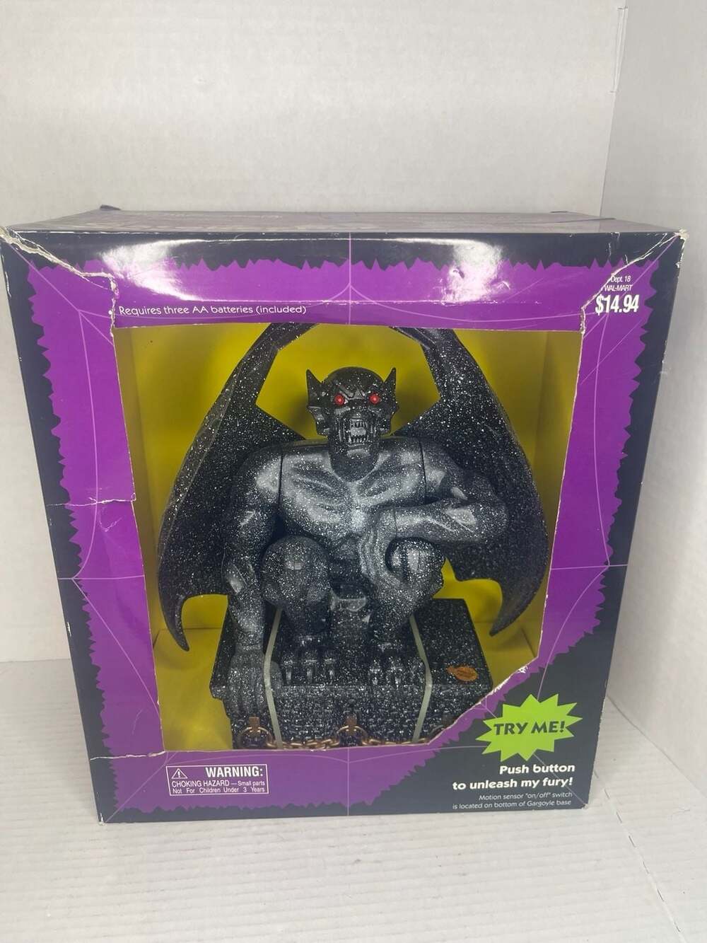 NIB Halloween Gatekeeper Gargoyle Animated Motion Sensor Decoration